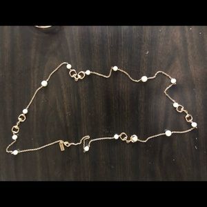 The Limited beautiful pearl and gold necklace 😍